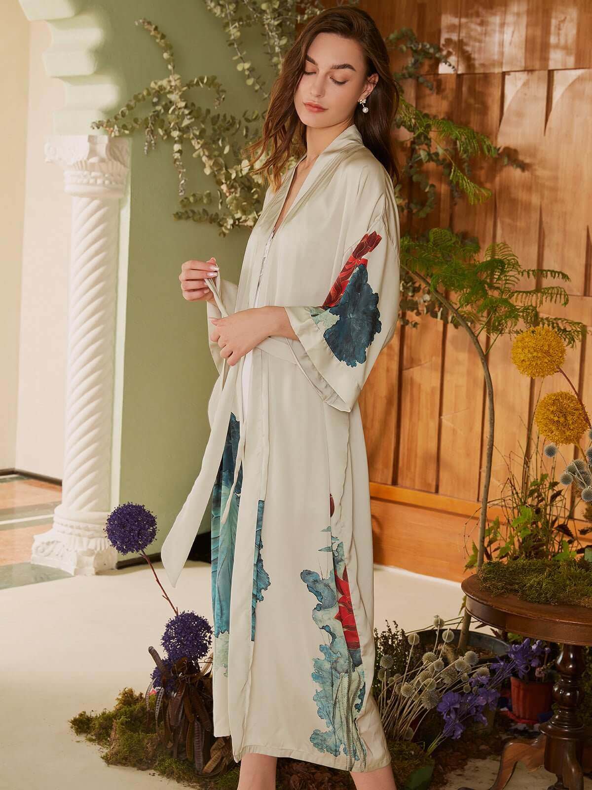 Ulivary Oriental Lotus Kimono Robe