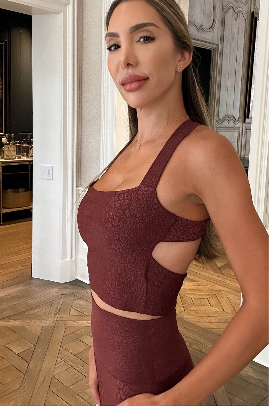 Gianine NATALIE BORDEAUX Activewear Crop Top