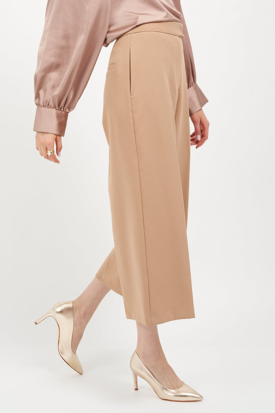 Joan Oloff Deborah 2.0 Champagne Gold Metallic