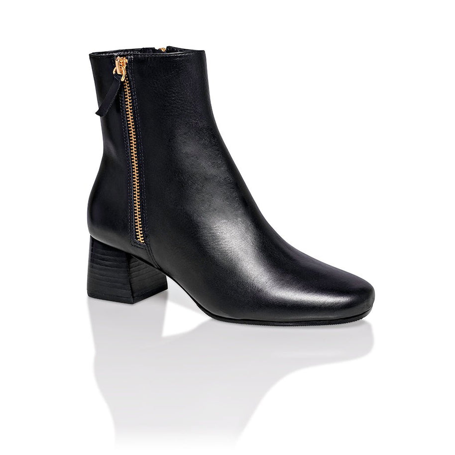 Joan Oloff Arina Bootie Black Lux Nappa