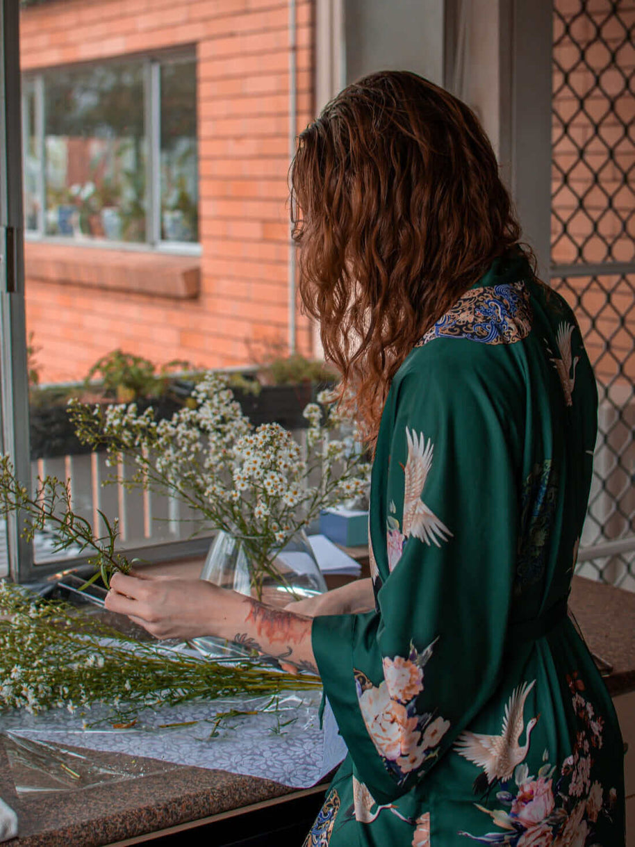 Ulivary Garden Crane Green Kimono Robe