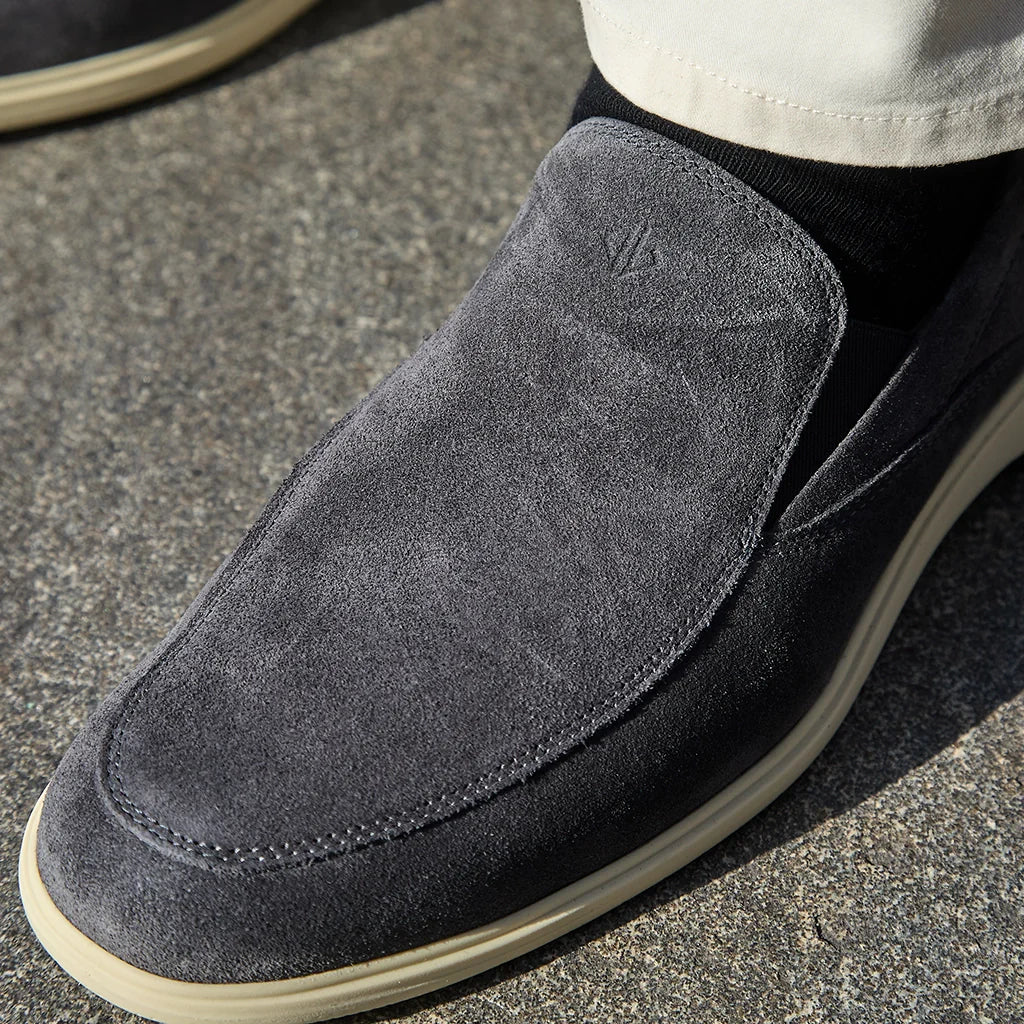 Amberjack The Slip-On (Carbon)