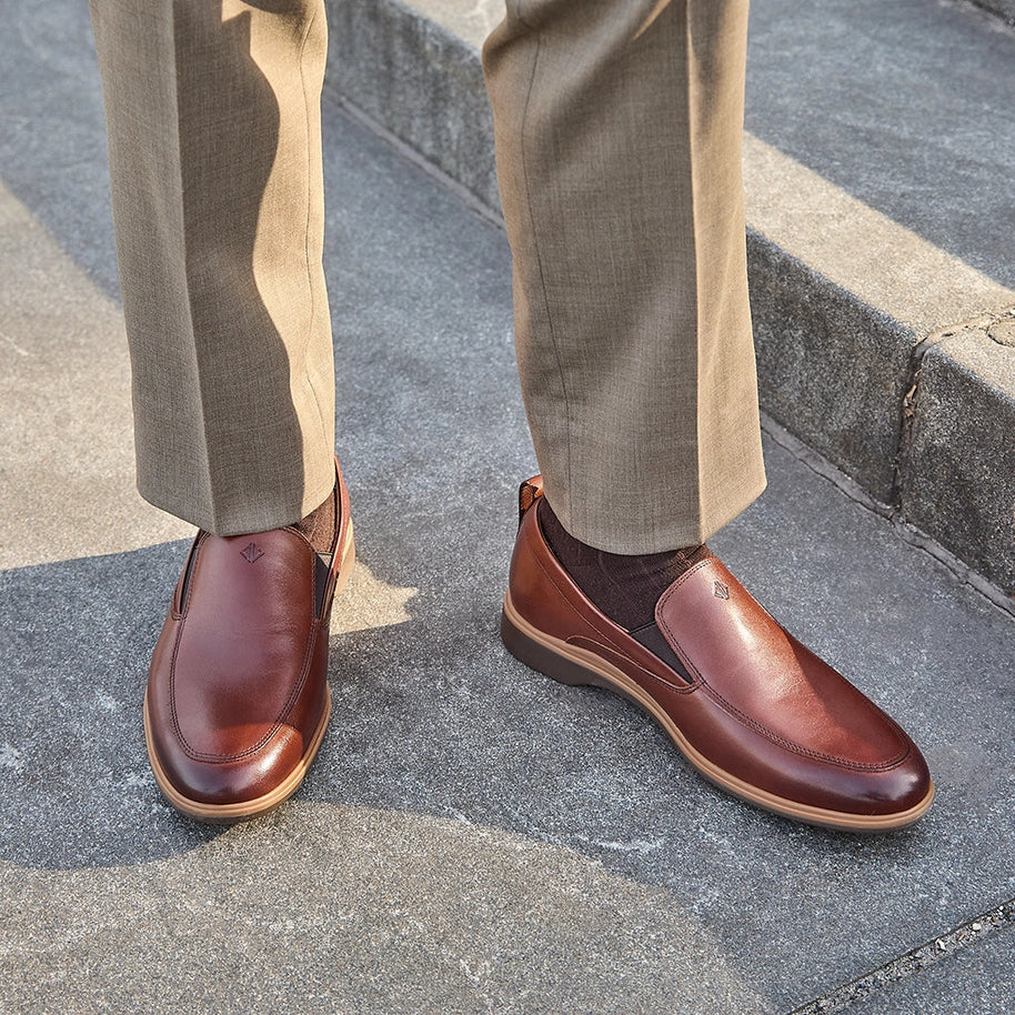 Amberjack The Slip-On (Chestnut)