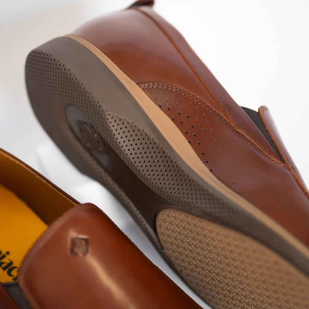 Amberjack The Slip-On (Chestnut)