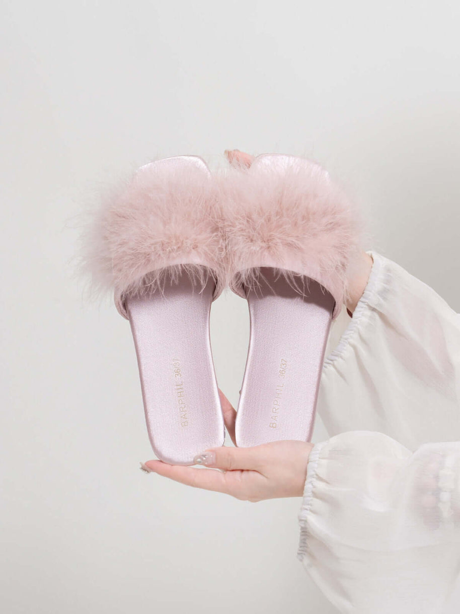 Ulivary Classic Feather Slippers (more colors)
