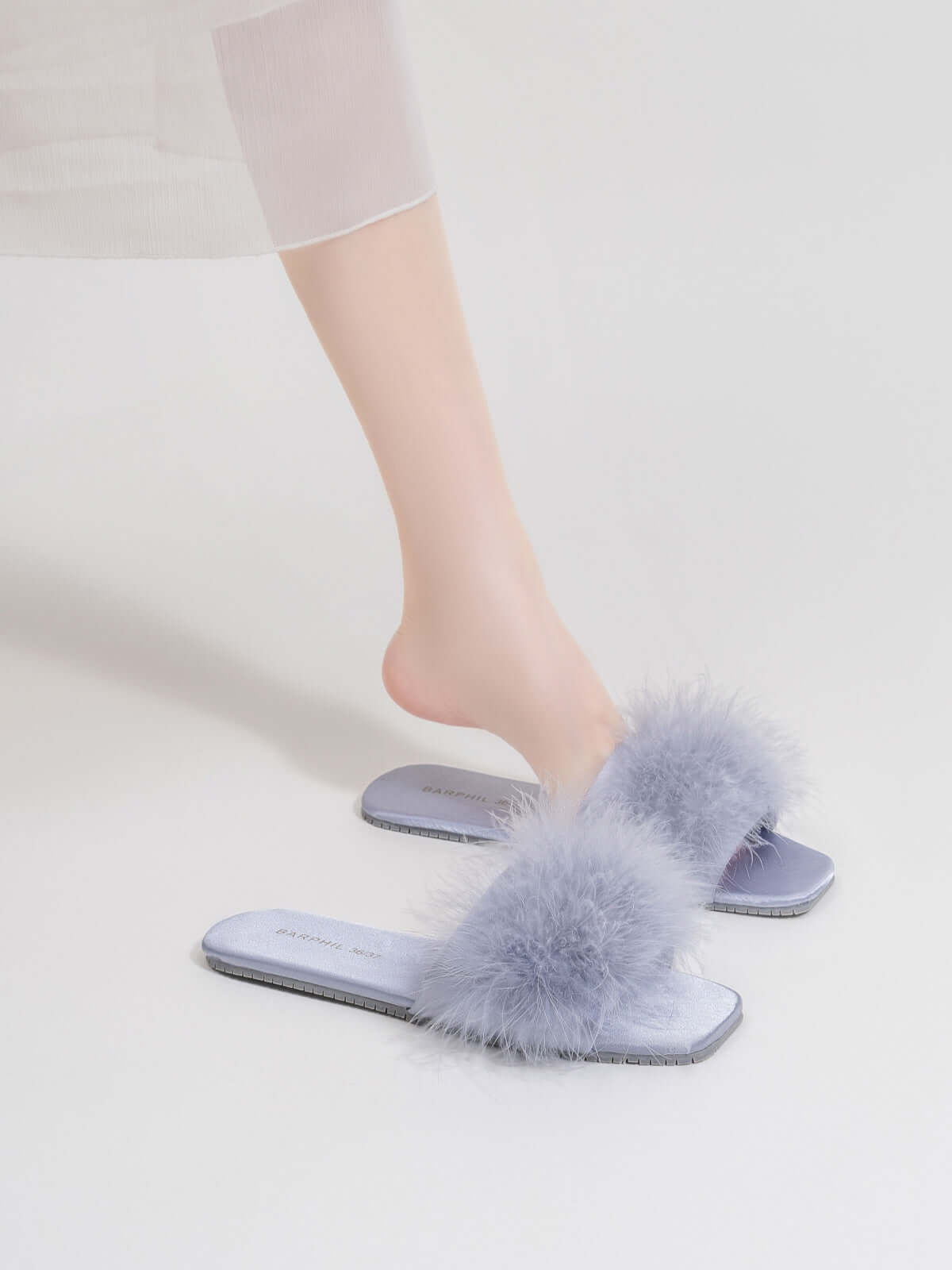 Ulivary Classic Feather Slippers (more colors)