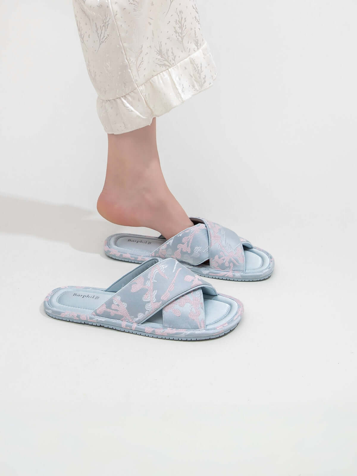 Ulivary Classic Cross-Strap Embroidery Slippers (more colors)