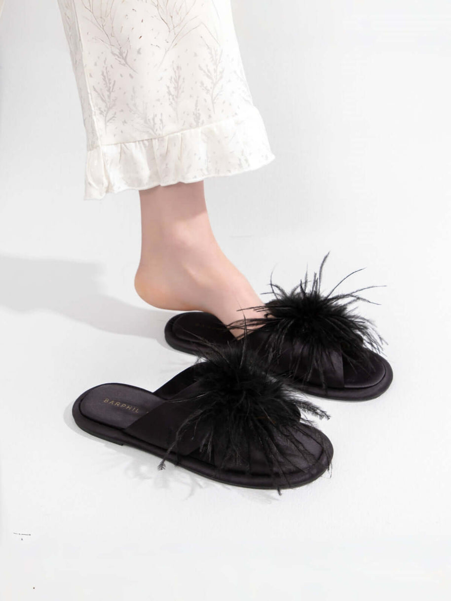Ulivary Luxe Feather Slippers (more colors)