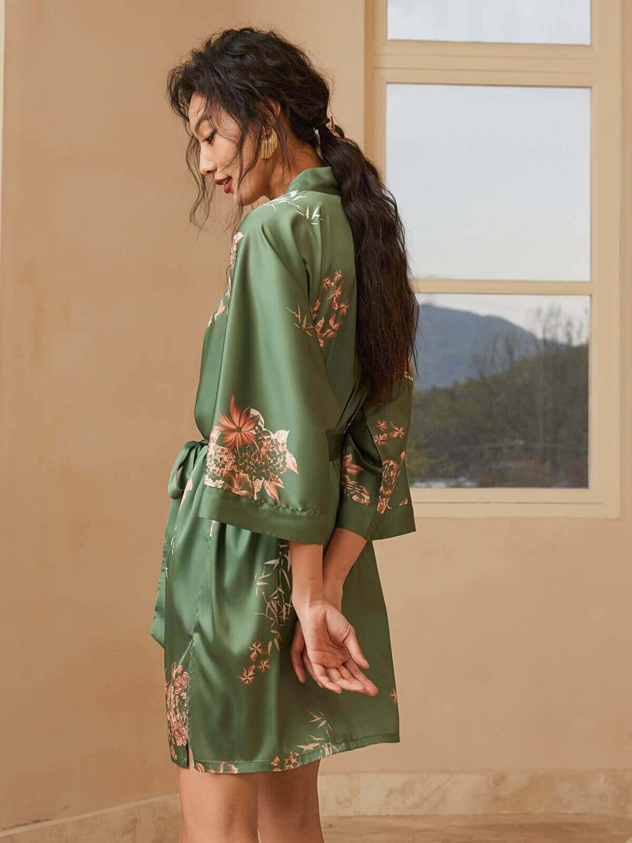 Ulivary Short Kimono Robe Olive