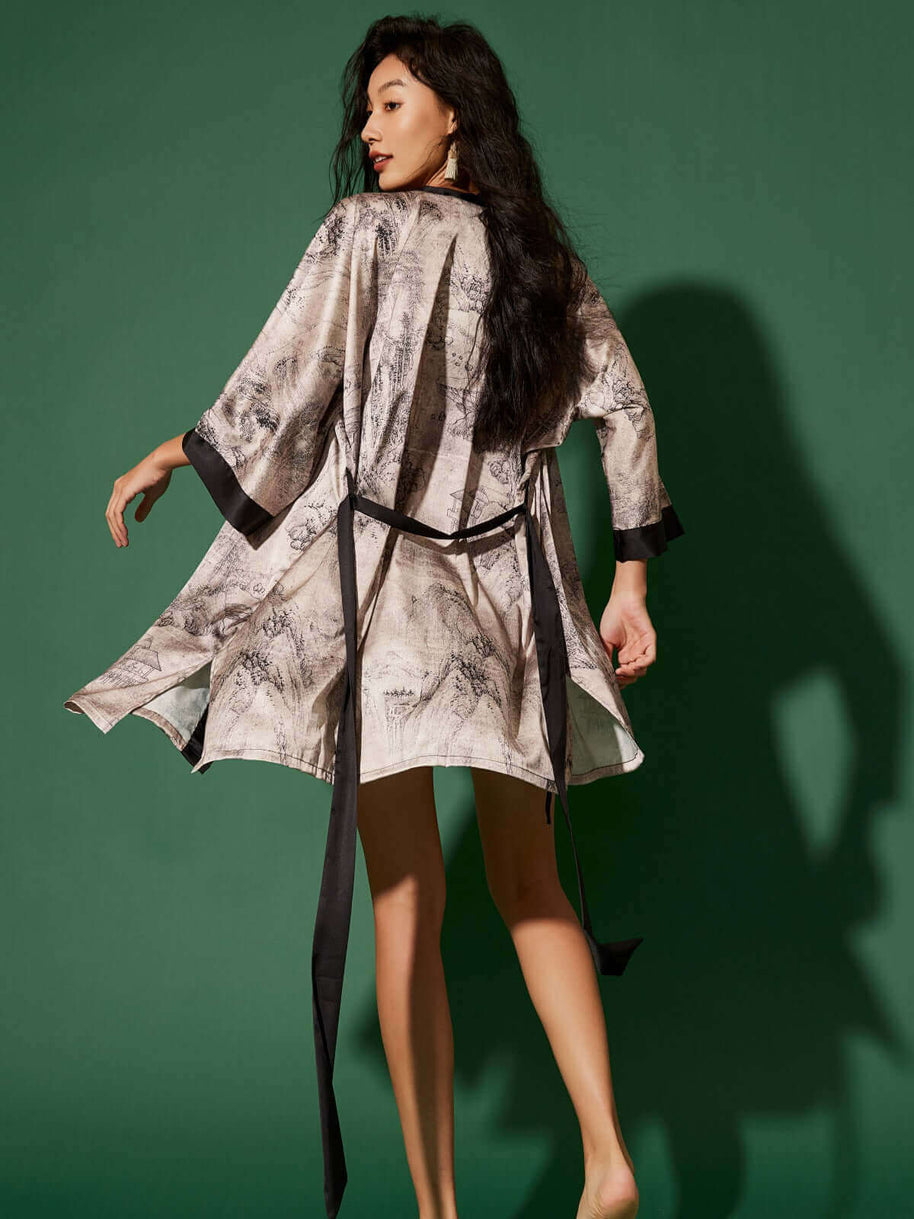 Ulivary Short Kimono Robe Ink Painting