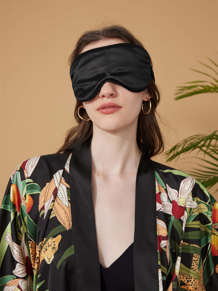Ulivary Short Kimono Robe Black Leopard