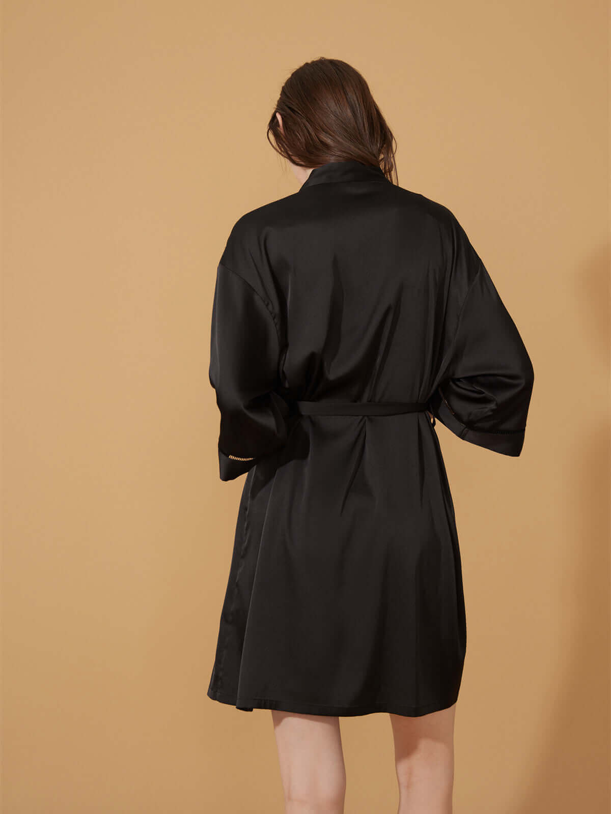 Ulivary Elegant Hollow Out Detail Short Robe With Pockets