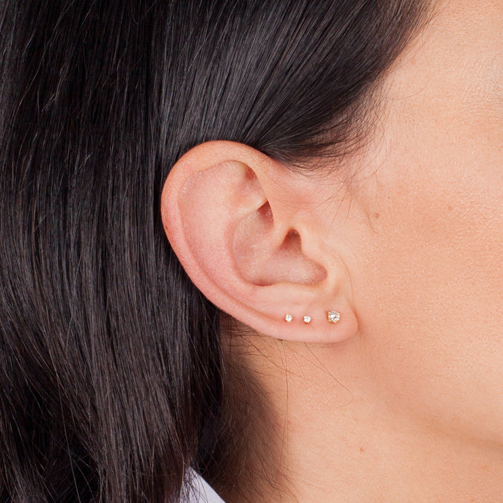 Zoe Lev 3 Prong Diamond Stud Earrings