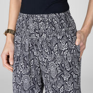 KiraGrace PORTOFINO TRAVEL PANT: BLACK PAISLEY