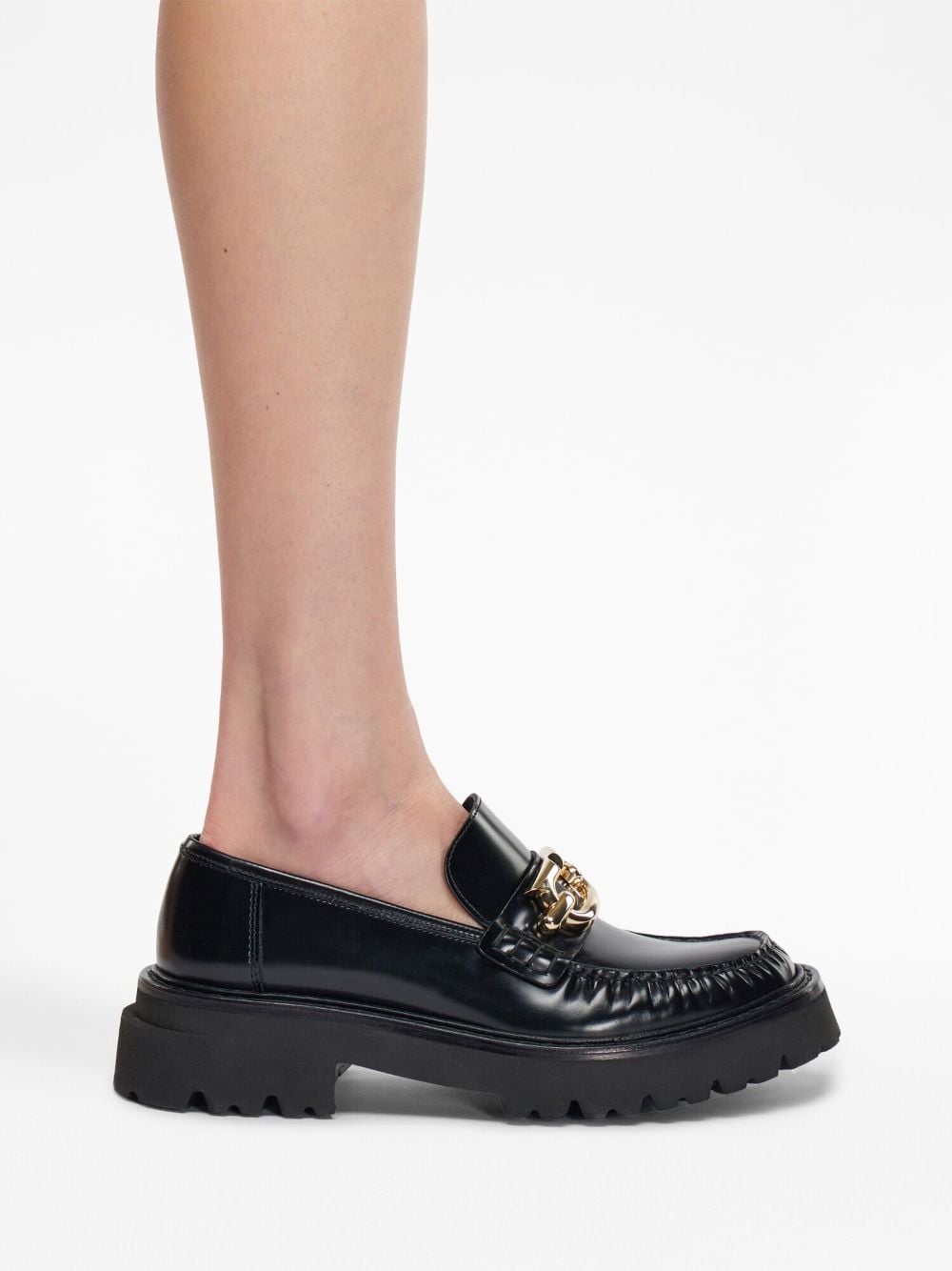 Ferragamo Gancini Buckle Loafers In Black