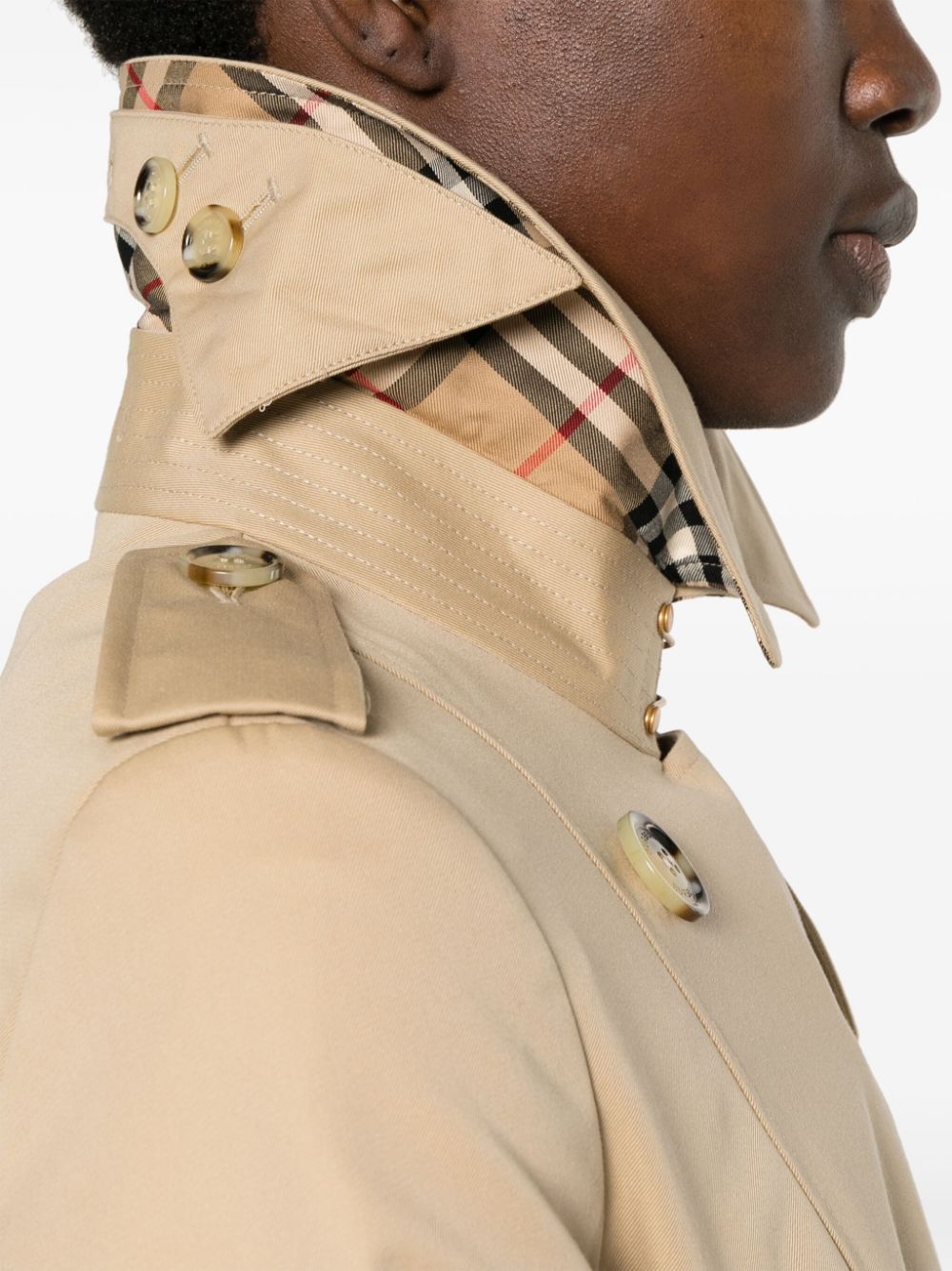 Burberry Chelsea Heritage Trench Coat Beige