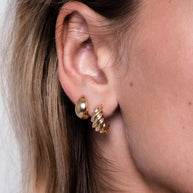 Zoe Lev 14k Gold Thick Dome Huggie Earrings