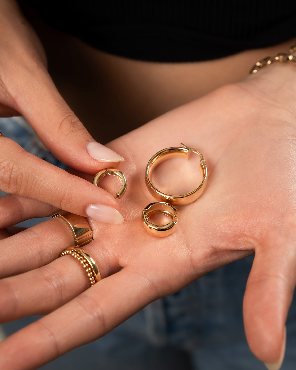 Zoe Lev 14k Gold Medium Bubbled Flat Hoop Earrings