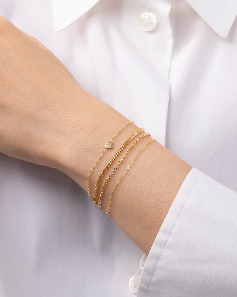 Zoe Lev 14k Gold Tiny Hamsa Bracelet With Diamond