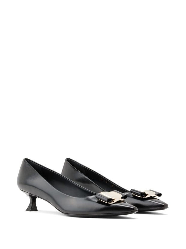 Ferragamo Vara Bow Pump In Black
