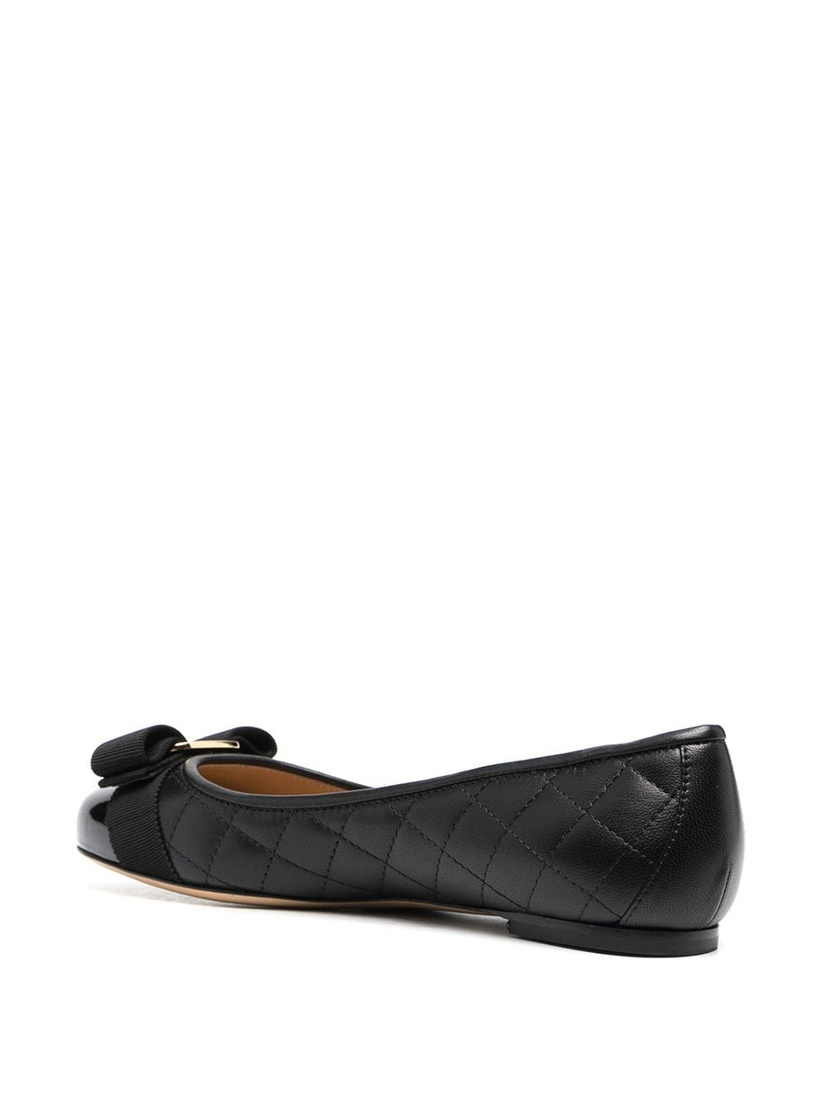 Ferragamo Varina Quilted Ballet Flats In Black