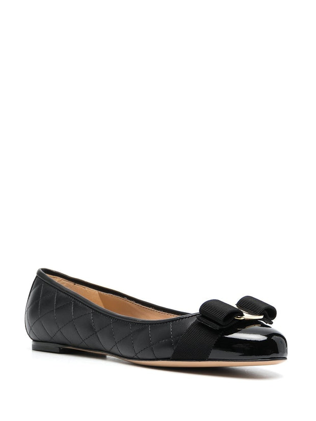 Ferragamo Varina Quilted Ballet Flats In Black