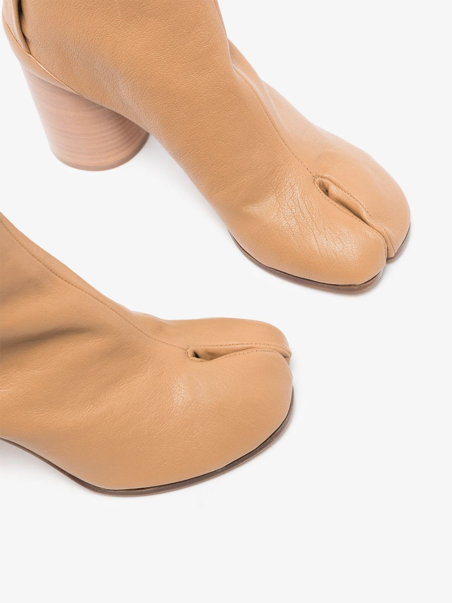Maison Margiela Tabi Ankle Boots Leather In Brown