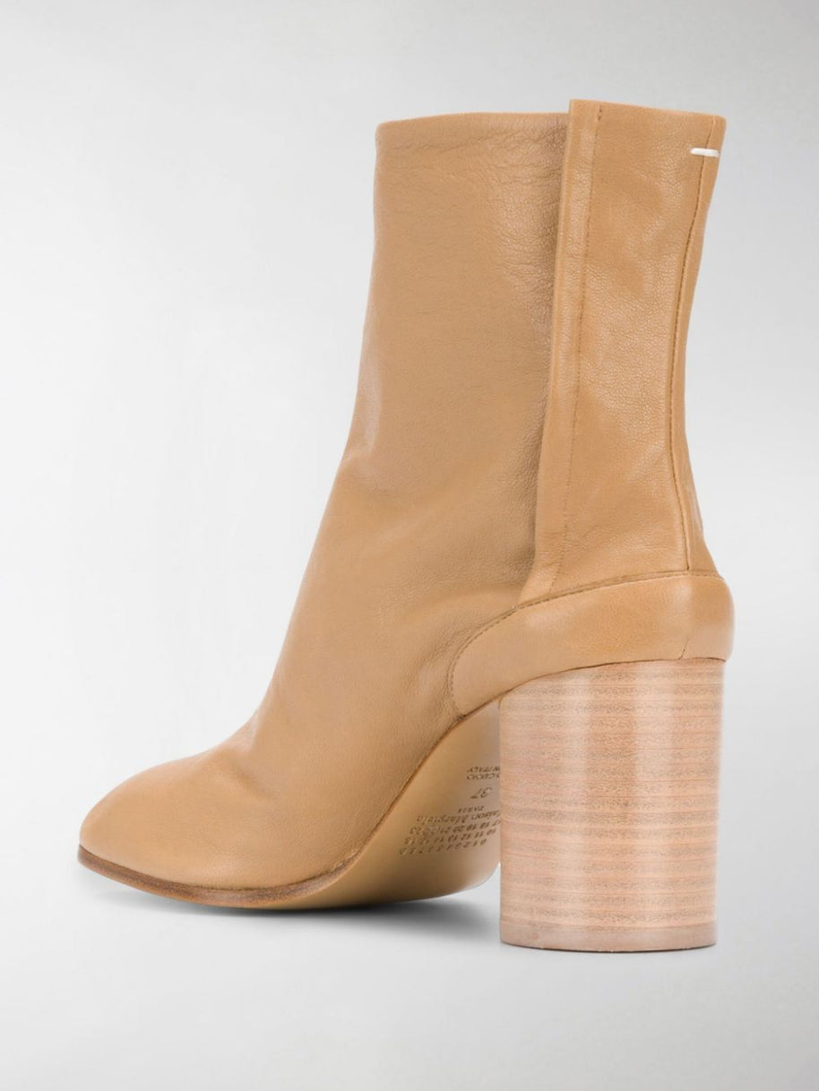 Maison Margiela Tabi Ankle Boots Leather In Brown