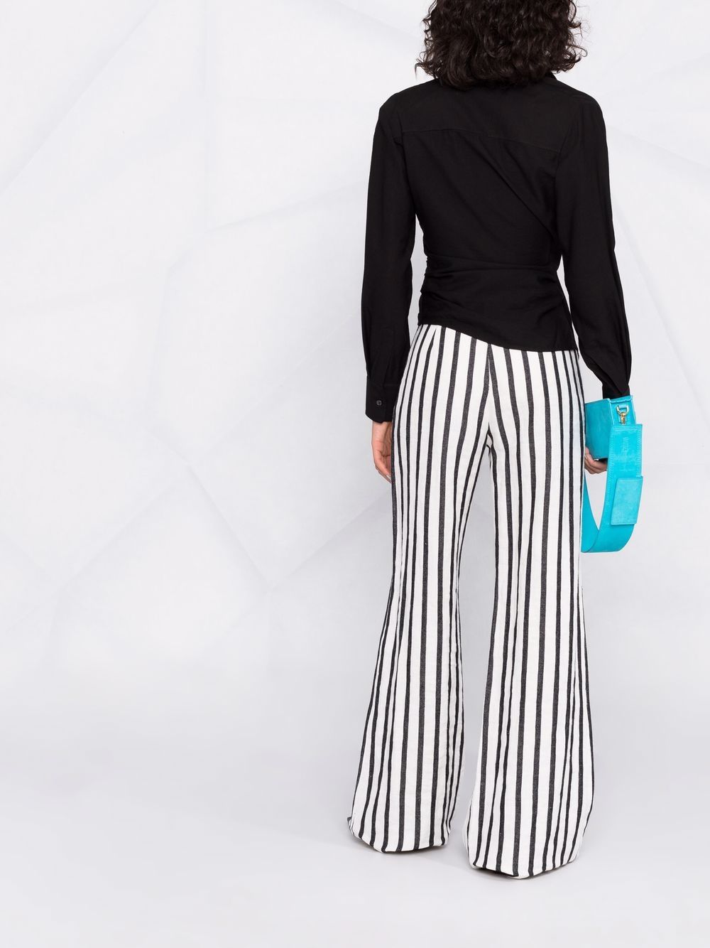 JACQUEMUS Bahia Tied Sash Shirt In Black