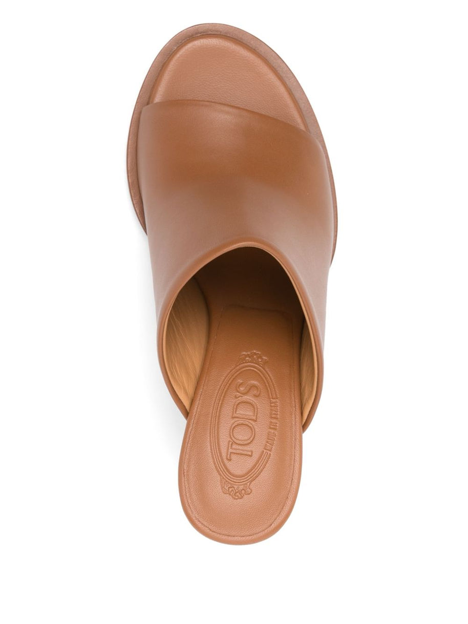 Tod's Leather Mules In Brown