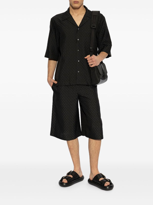 Alexander McQueen Shorts In Black