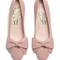 Valentino Garavani Bowow Leather Pumps - Powder