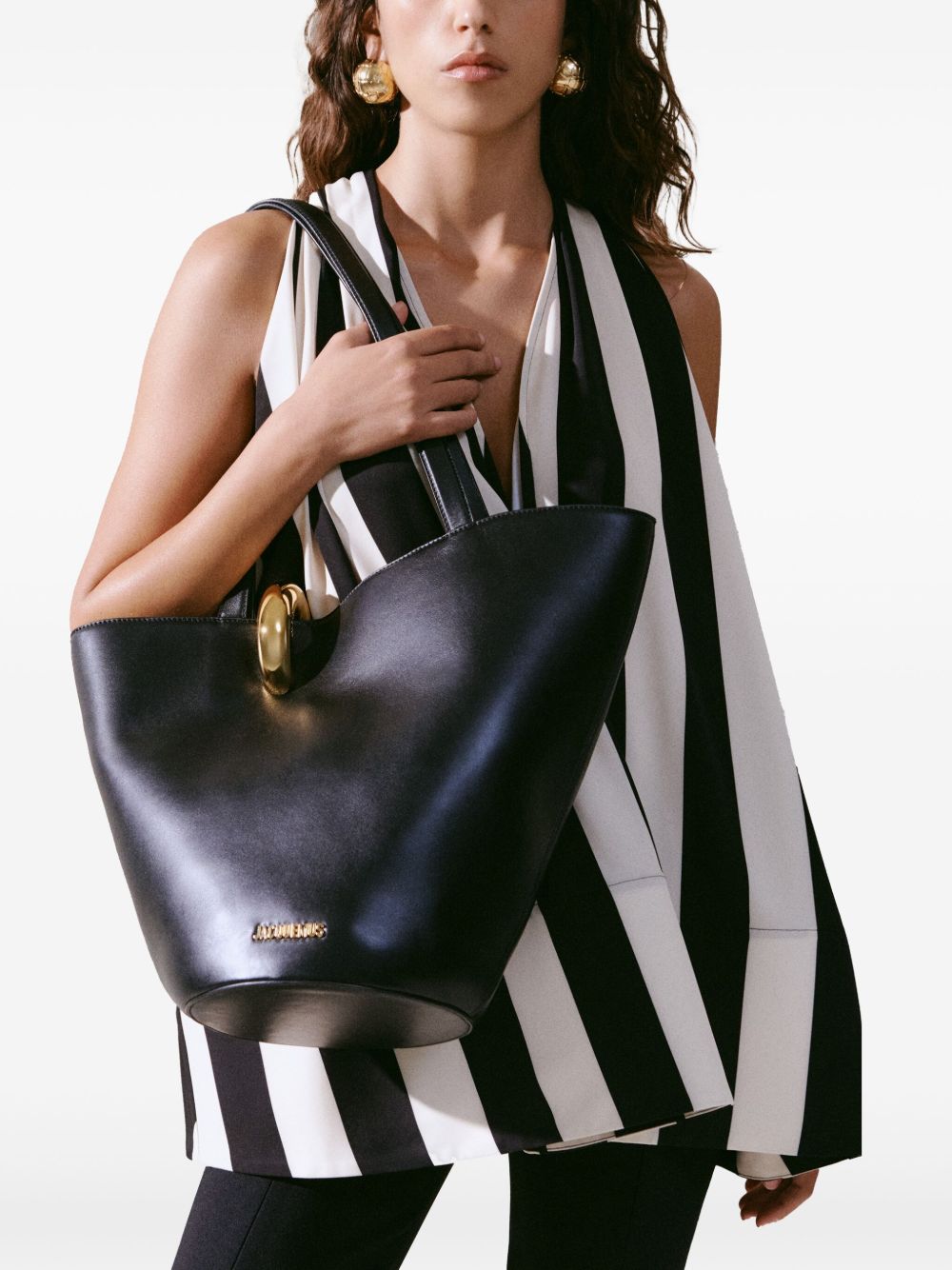 JACQUEMUS Le Bambola Moyen Shoulder Bag In Black