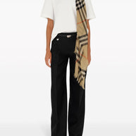 Burberry Scarfs Beige