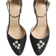 Valentino Garavani Embroidered Pumps - Black