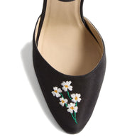 Valentino Garavani Embroidered Pumps - Black