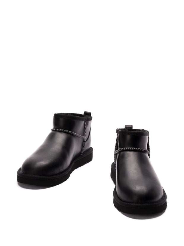 UGG Australia Classic Ultra Mini Boots - Black