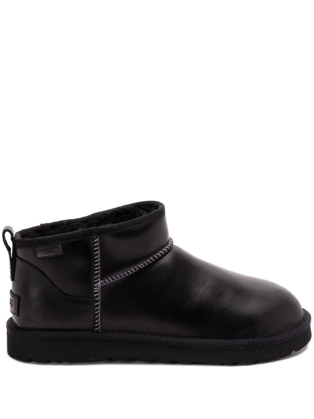 UGG Australia Classic Ultra Mini Boots - Black