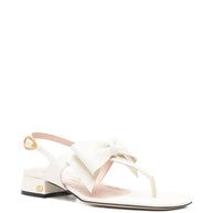 Valentino Garavani Bowow Leather Thong Sandals - Ivory