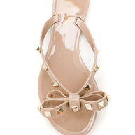 Valentino Garavani Summer Rockstud Thong Sandals - Powder