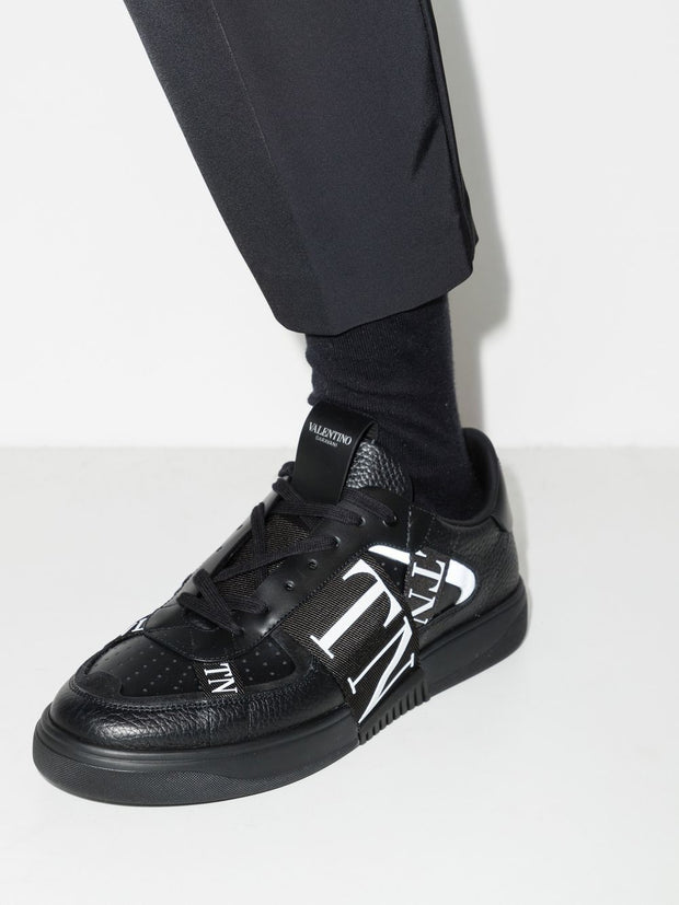 Valentino Garavani VL7N Leather Sneakers - Black