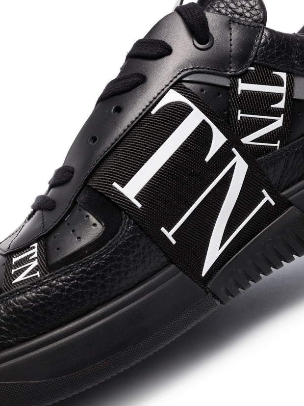 Valentino Garavani VL7N Low-top Leather Sneakers
