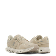 ON Running Cloud 6 Low-top Sneakers