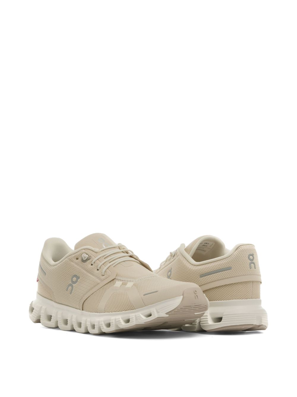 ON Running Cloud 6 Low-top Sneakers