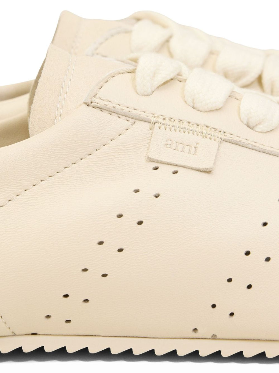 Ami Paris Sneakers Ivory
