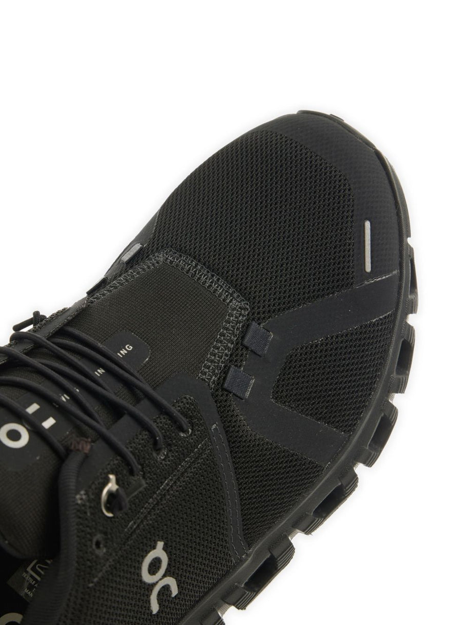 ON Running Cloud 5 Sneakers