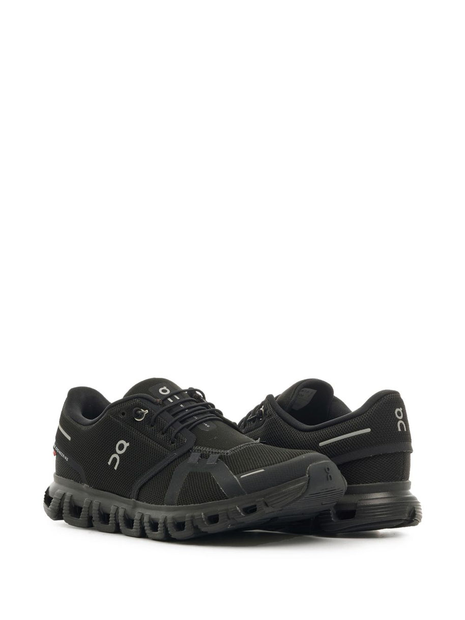 ON Running Cloud 5 Sneakers