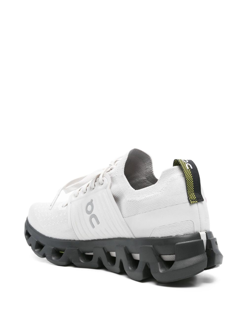 ON Cloudswift 4 Sneakers - White