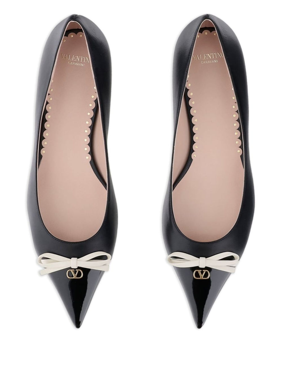 Valentino Garavani VLogo Signature Bepointy Leather Ballets - Black