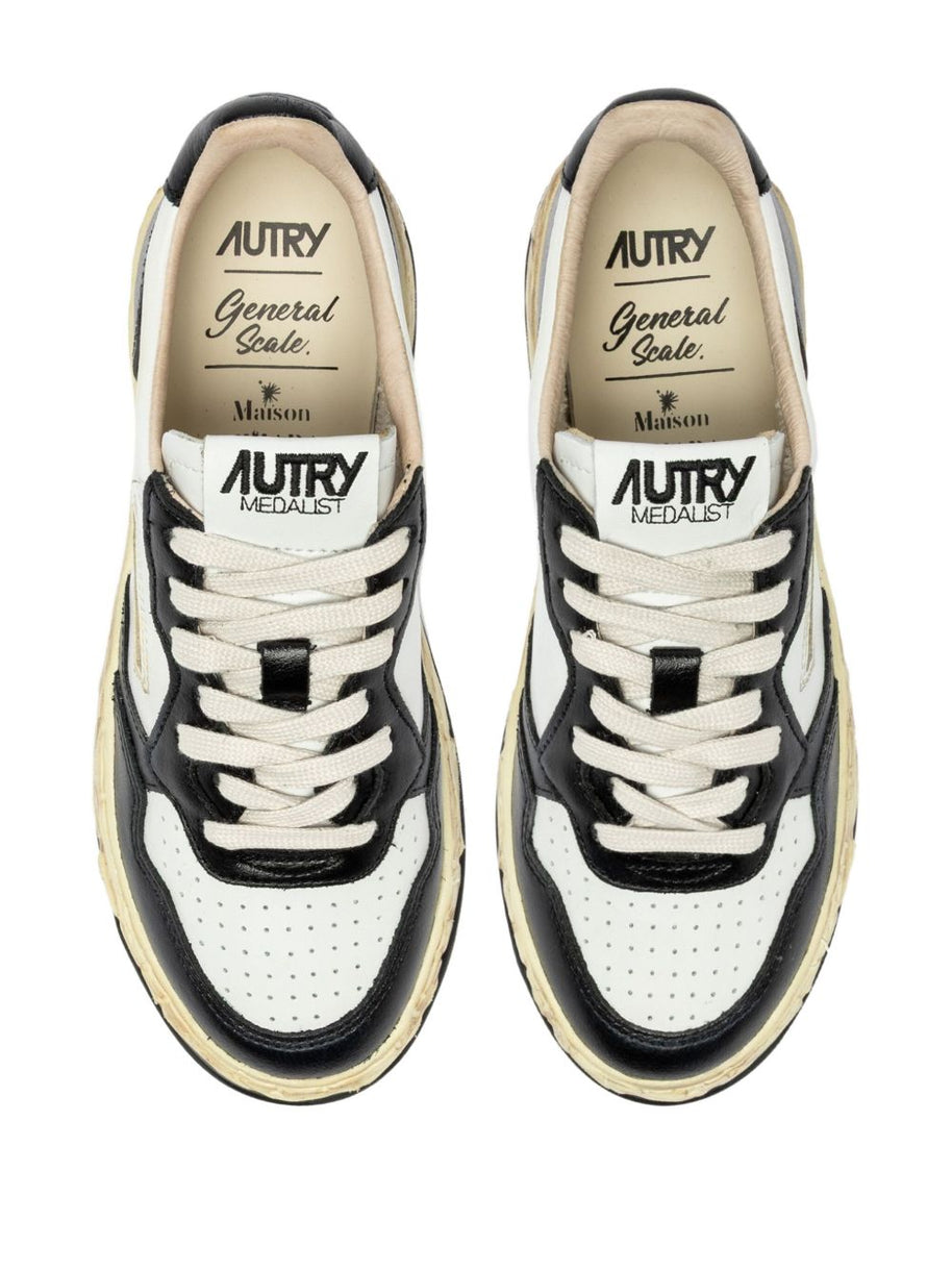 AUTRY X MAISON MIHARA YASUHIRO Medialist Low Sneakers White